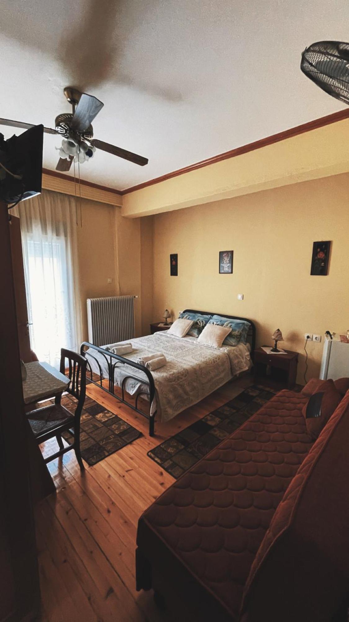 Olympiades Rooms Litóchoron Esterno foto